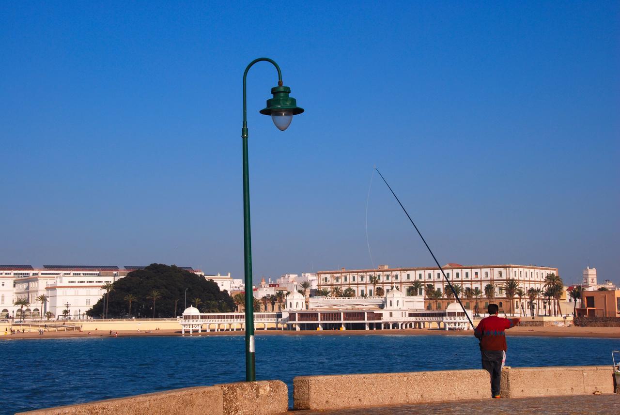 Apartamentos La Caleta De Cádiz Buitenkant foto